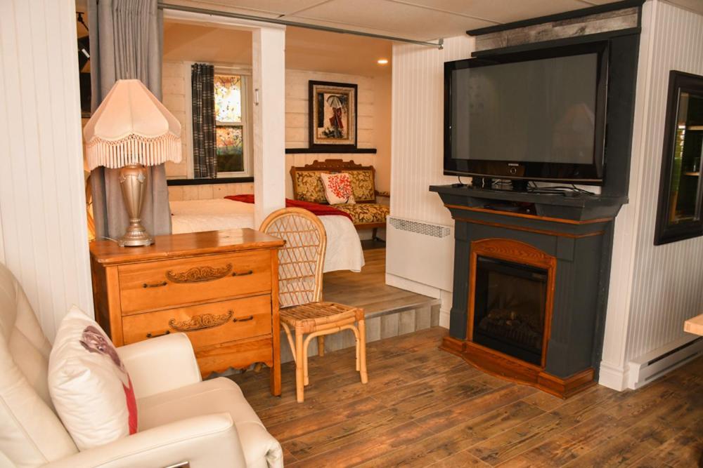 Bed and Breakfast Gite Grand Môment Cabano Exterior foto